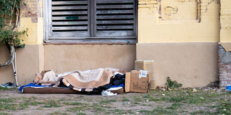 Personas sin hogar en la Ciutadella  / GALA ESPÍN - METRÓPOLI