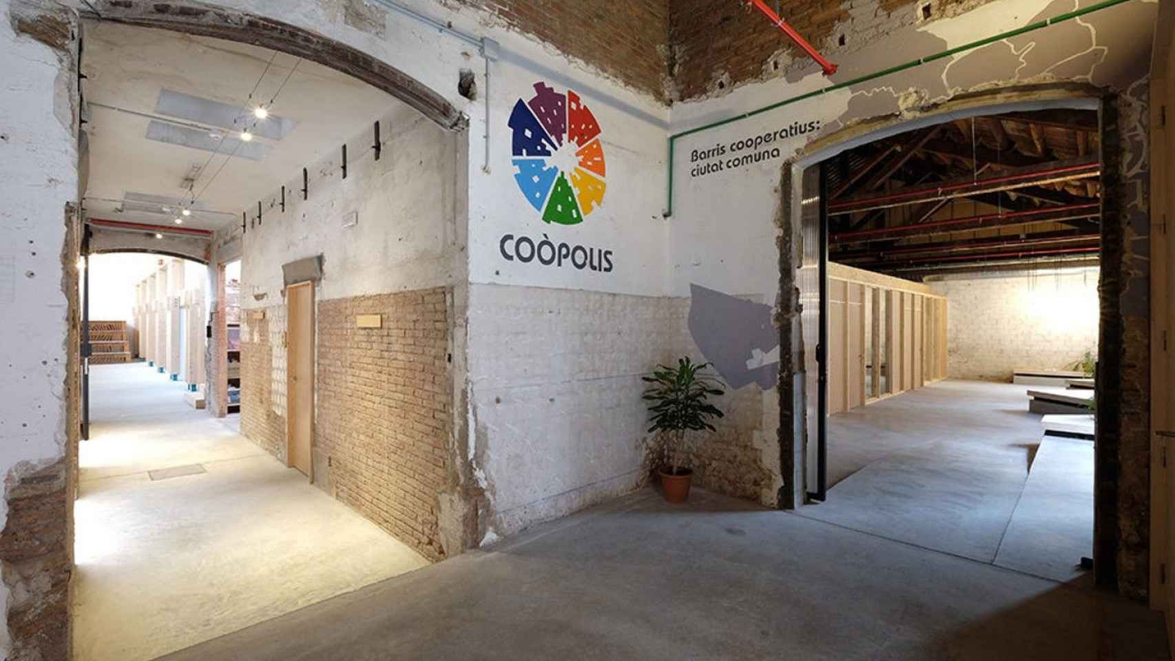 Espacio para cooperativas en Can Batlló / LACOL