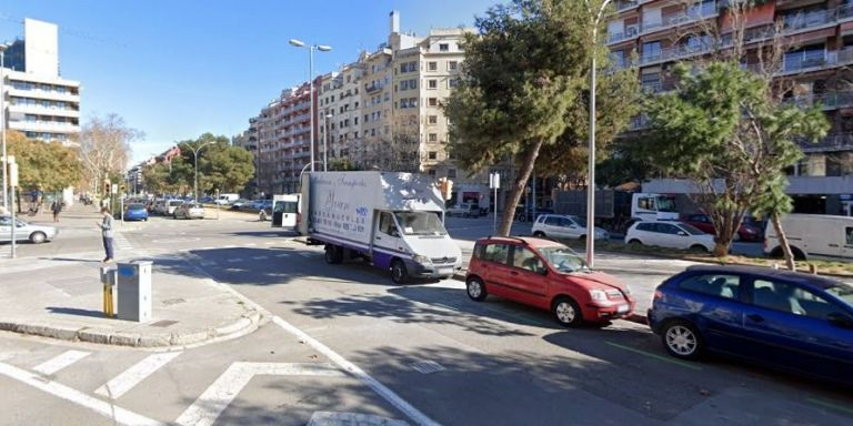Confluencia de la avenida de Roma con la calle de Mallorca / MAPS