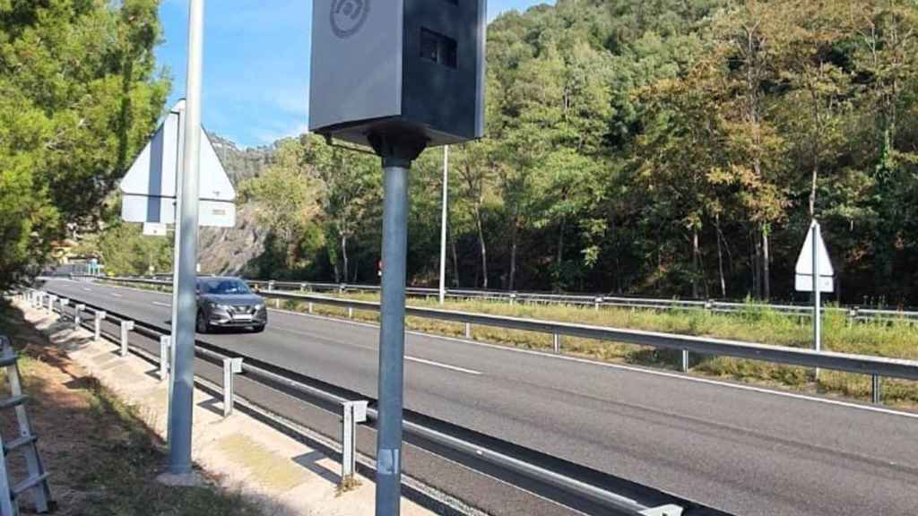 Nuevo radar fijo en la carretera C-17 en Barcelona / TRANSIT