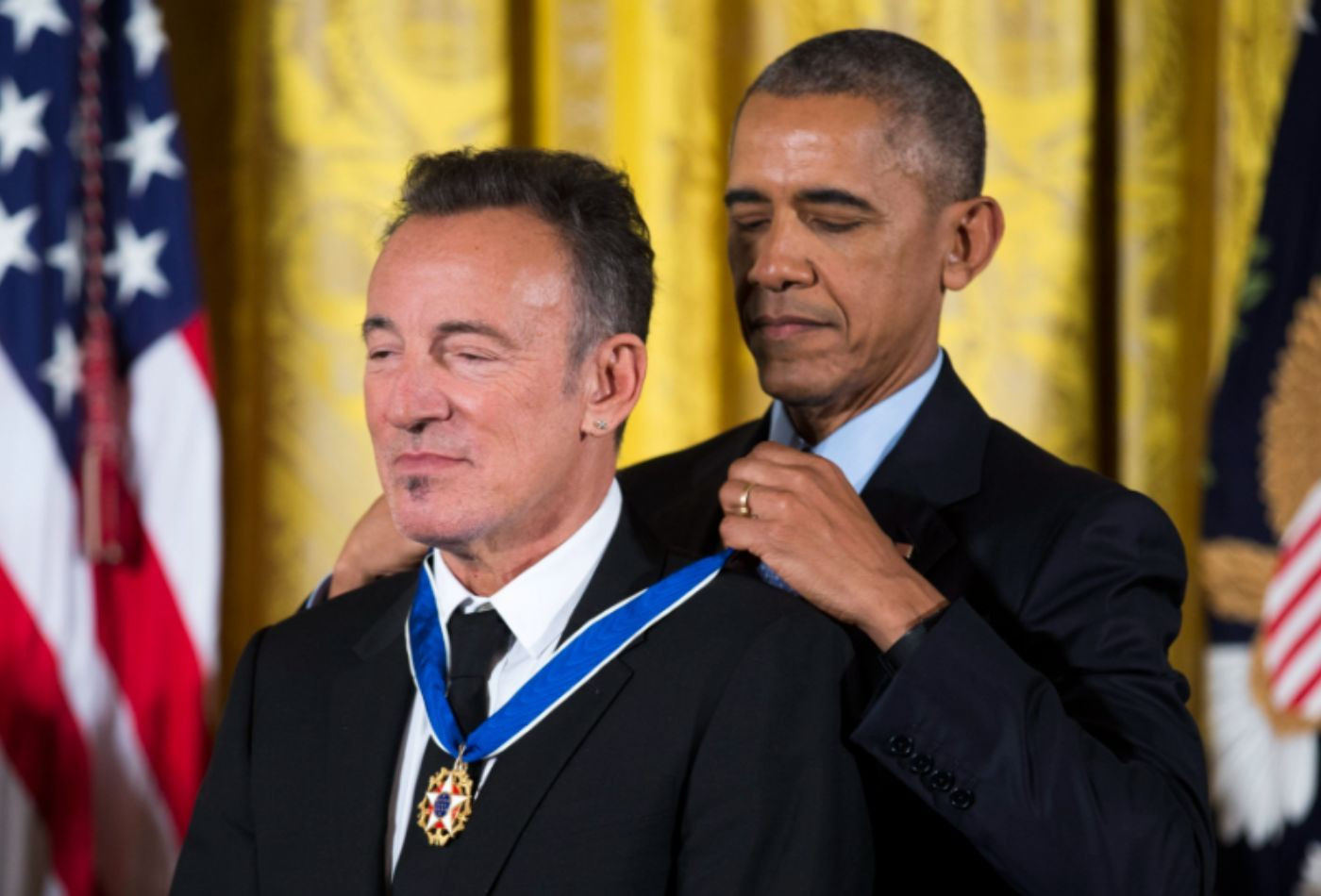 El expresidente estadounidense Barack Obama junto al cantante y compositor Bruce Springsteen / EFE