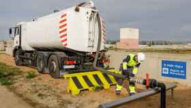 Aigües de Barcelona inicia la distribución de agua regenerada / AIGÜES DE BARCELONA