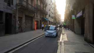 Barcelona es llança a la 'caça' de conductors a Ciutat Vella amb un desplegament de càmeres