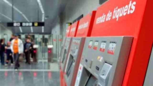 Máquinas de venta de billetes del metro de Barcelona / CG