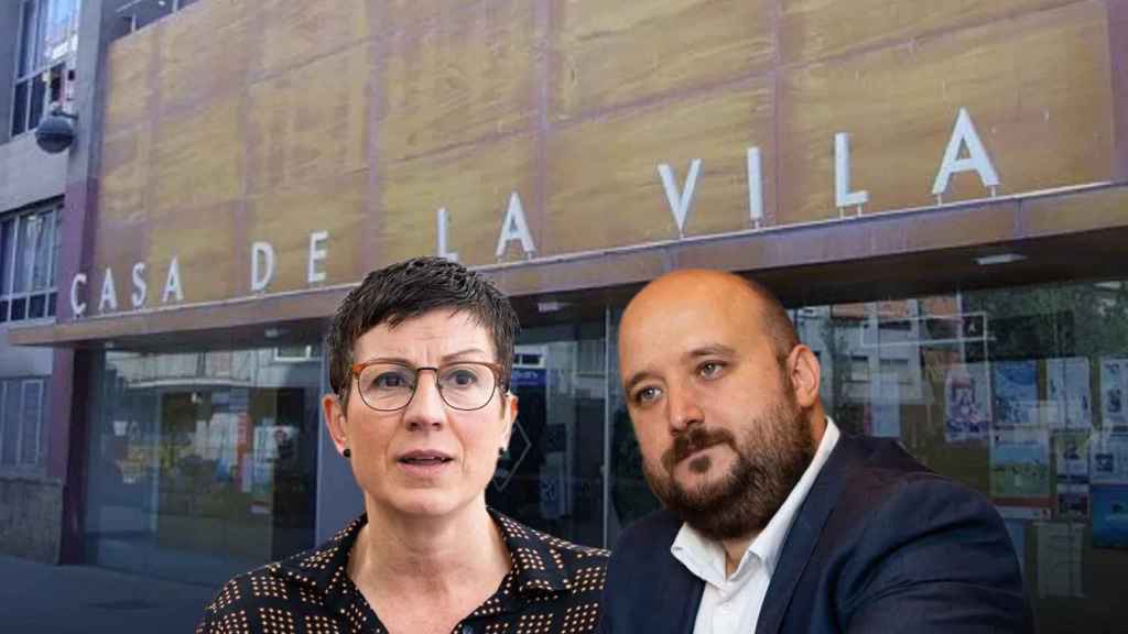 Fotomontaje del Ayuntamiento de Sant Adrià con Filo Cañete y Rubèn Arenas al frente / METRÓPOLI