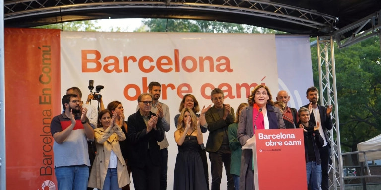 Colau durante el acto de cierre de campaña / GALA ESPÍN