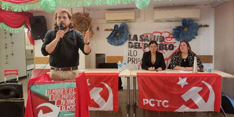 El partido comunista en un acto en Nou Barris / TWITTER