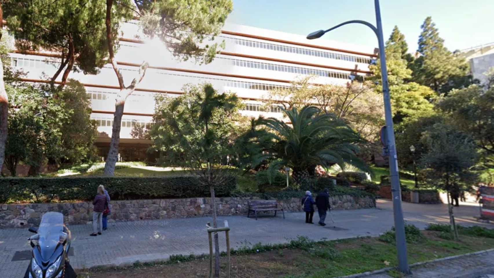 El edificio del Departament d'Educació que varias personas no encuentran para votar / GOOGLE MAPS