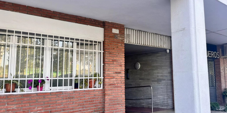 El número 15 del paseo de la Rambleta donde ha tenido lugar el parricidio en Sant Adrià / METRÓPOLI
