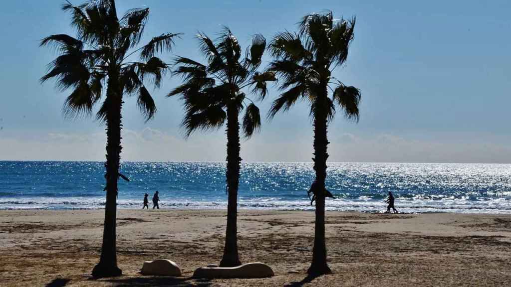 La playa de Ribes Roges de Vilanova i la Geltrú / WIKIMEDIA COMMONS