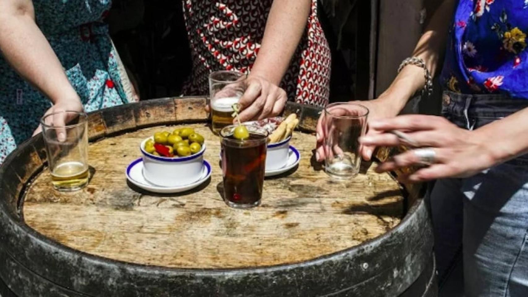 Un vermut en un bar de Barcelona