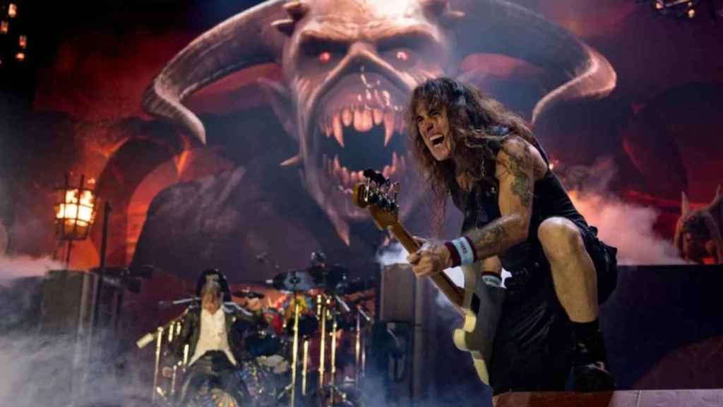 Iron Maiden en un concierto en Barcelona