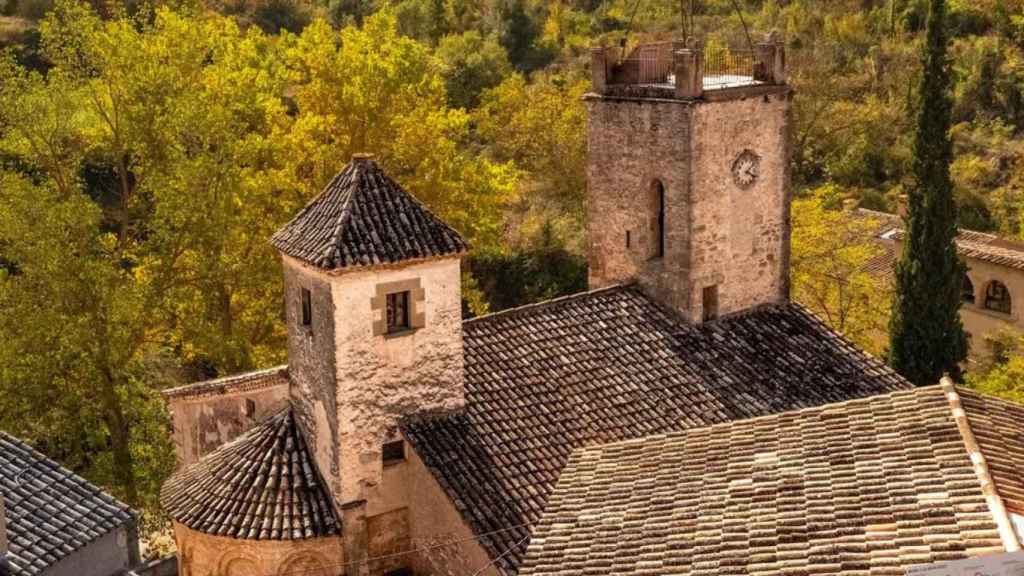 Iglesia de Mura, cerca de la masía, en Sant Llorenç de Munt i l'Obac