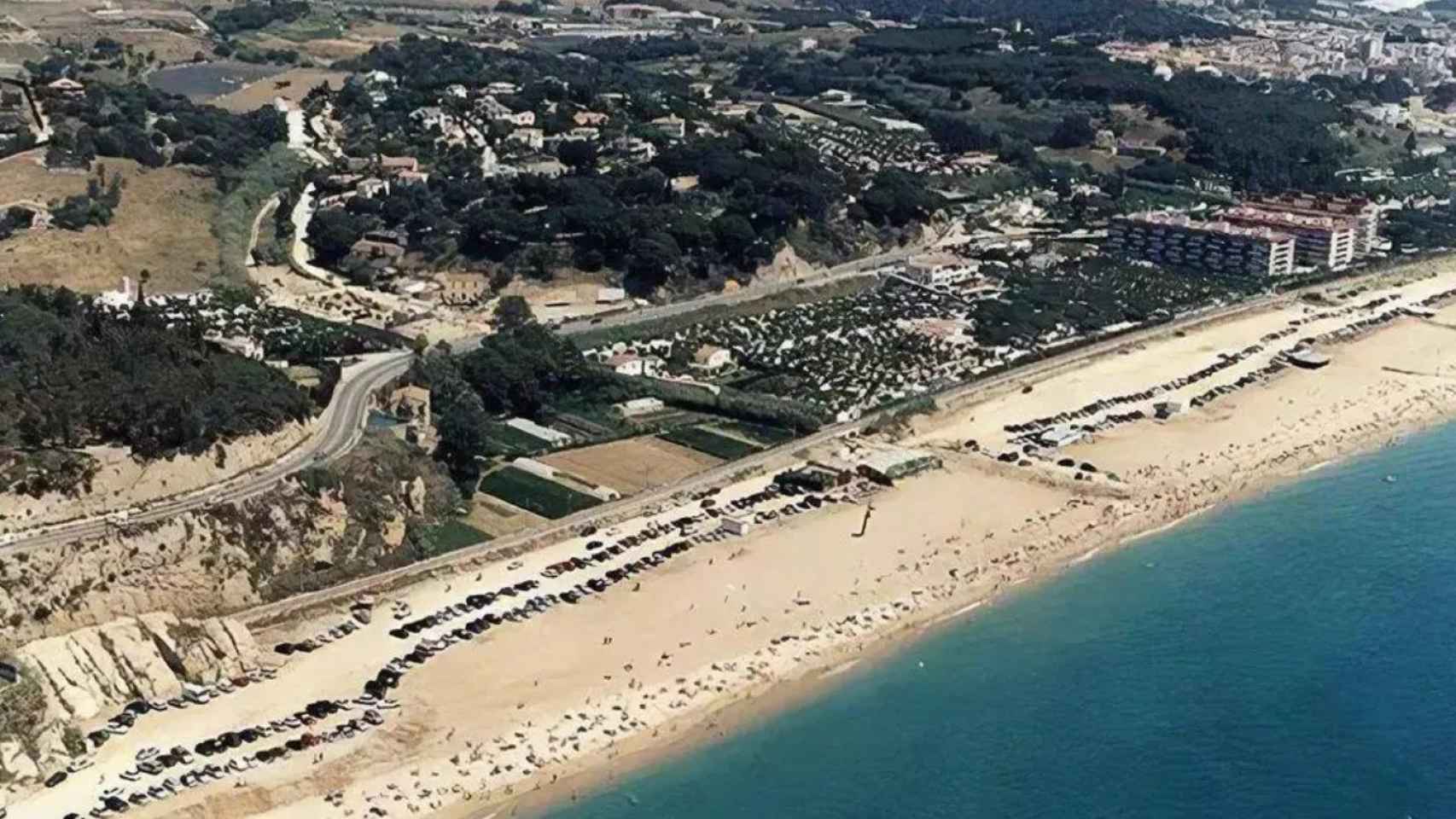 Playa de Canet de Mar que limita con Arenys de Mar / ARCHIVO