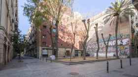 Plaza Emili Vendrell, donde cayó la palmera a principios de agosto / ARCHIVO