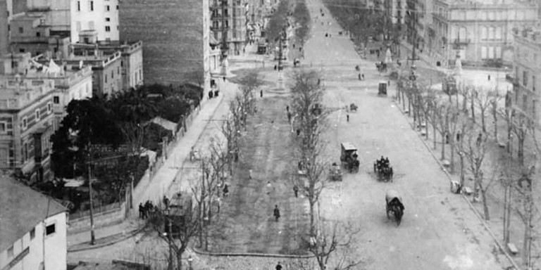 Paseo de Gràcia desde Casa Fuster antiguamente / PASSEIG DE GRÀCIA