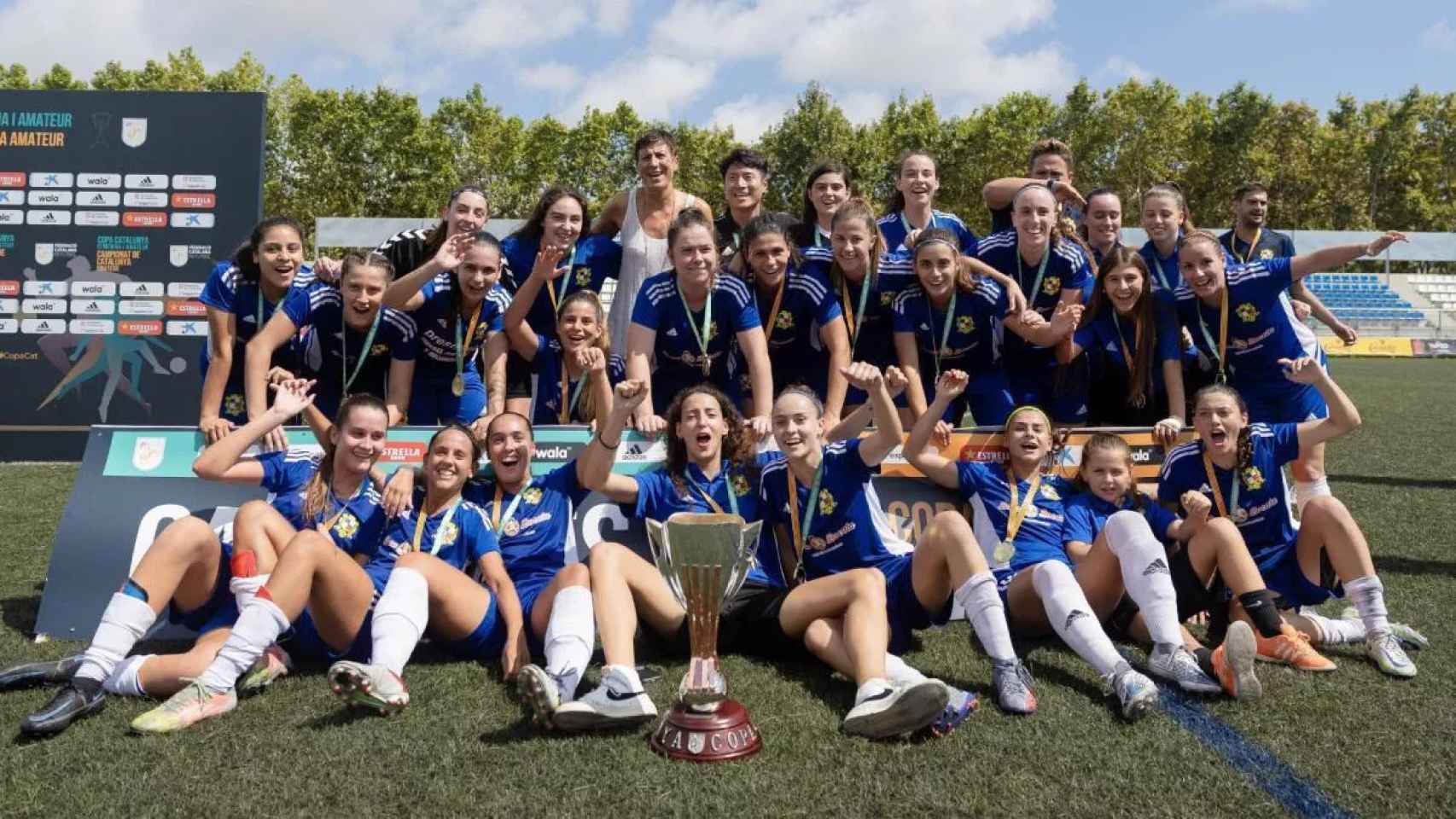 Las jugadoras del CE Sant Gabriel de Sant Adrià / TWITTER