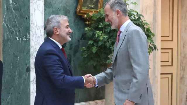 El alcalde de Barcelona, Jaume Collboni, con el Rey Felipe VI en Barcelona / Casa Real