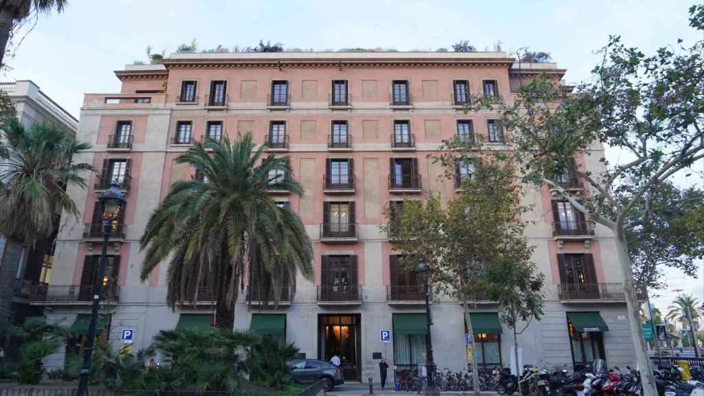 Edificio del Soho House de Barcelona de la plaza del Duque de Medinaceli / GALA ESPÍN - METRÓPOLI