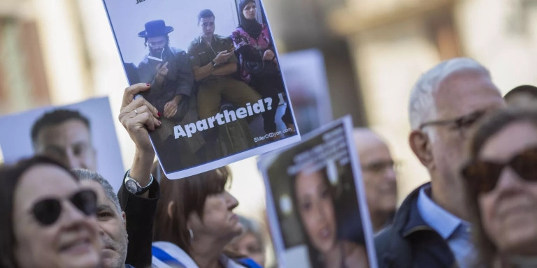 Manifestación en Barcelona contra la ruptura del hermanamiento con Tel Aviv / EFE