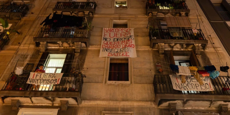 La fachada del narcopiso de la calle de Valdonzella / GALA ESPÍN