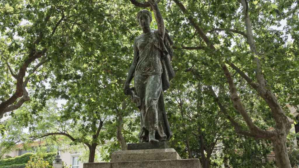 El monumento a Pearson en Pedralbes / INMA SANTOS