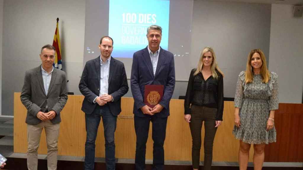 El alcalde de Badalona, Xavier Garcia Albiol, antes de la rueda de prensa de balance de los primeros 100 días del Gobierno municipal /  AYUNTAMIENTO DE BADALONA