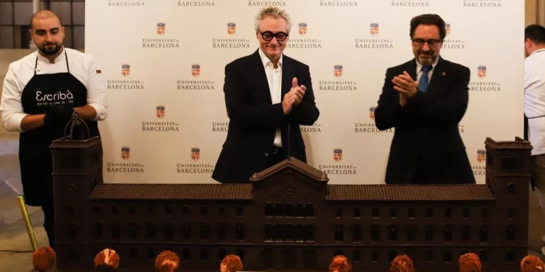 Presentación de la maqueta de chocolate con el pastelero Escribà / UNIVERSITAT BARCELONA