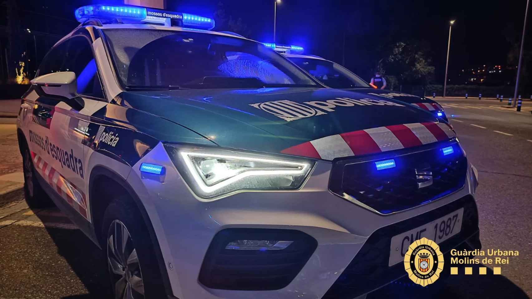 Coche de los Mossos d'Esquadra en Molins de Rei / MOSSOS