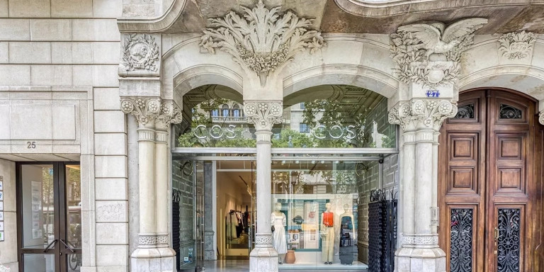 La antigua tienda de COS en el paseo de Gràcia de Barcelona / ARCHIVO