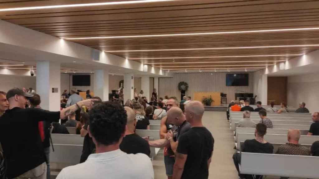 Asistentes al velatorio del ex boxeador Xavi Moya