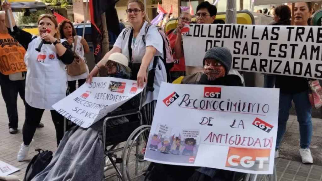 Trabajadoras del SAD en una manifestación de Barcelona / CGT