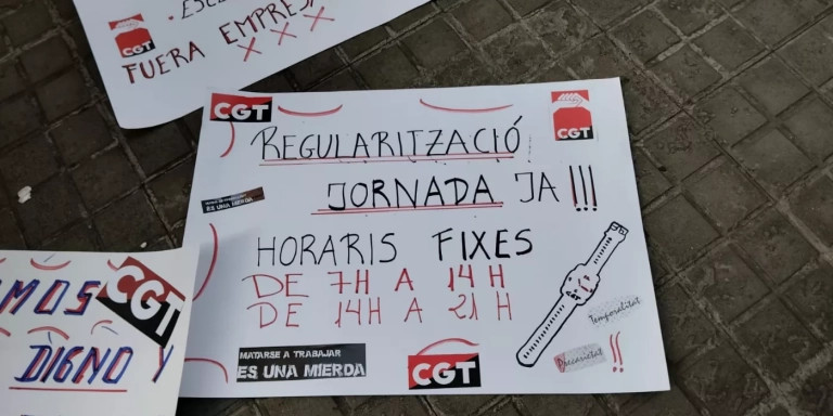 Pancartas de la manifestación del SAD en Barcelona / CGT