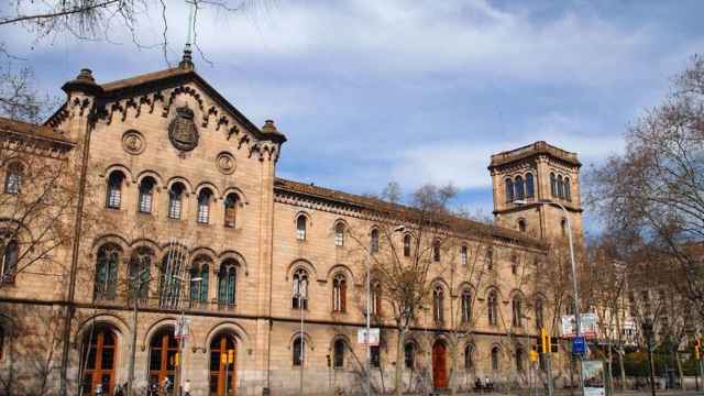 Edificio histórico de la Universitat de Barcelona (UB) / UB