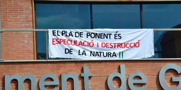 Manifestación en contra del 'Pla de Ponent' / ECOLOGISTES EN ACCIÓ
