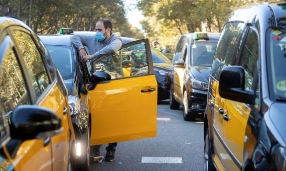 Taxis en Barcelona / EFE