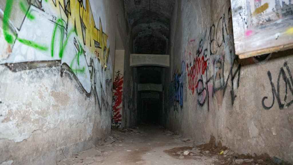 Interior del balneario de la Puda