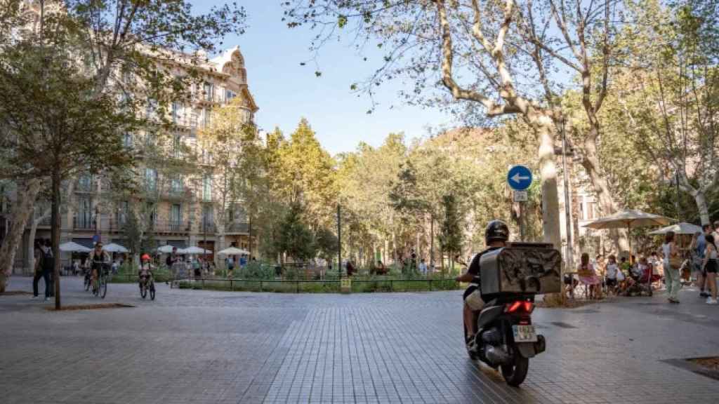 La calle de Consell de Cent de Barcelona, en el Eixample