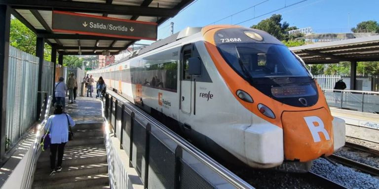 Tren de Rodalies operado por Renfe