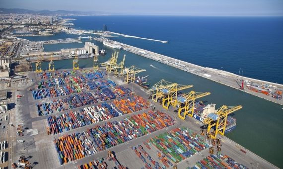 Vista aérea del puerto de la capital catalana / PORT DE BARCELONA