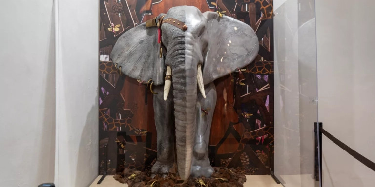 El elefante de 100 kilos de Lluc Crusellas, la última figura del Museo del Chocolate de Barcelona / GALA ESPÍN