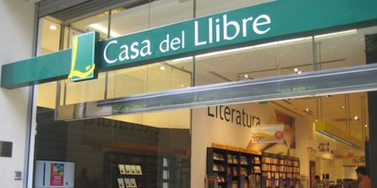 Foto de la entrada del Casa del Libro de Rambla Catalunya / CASA DEL LIBRO