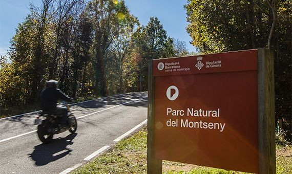 Cartel del parque natural del Montseny / DIPUTACIÓN DE BARCELONA