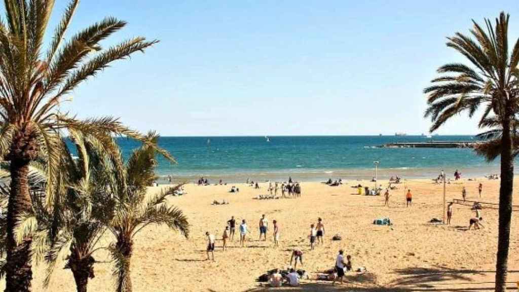 Imagen de archivo de la playa del Somorrostro de Barcelona
