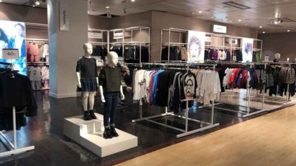 Moda infantil del outlet de El Corte Inglés de Can Dragó