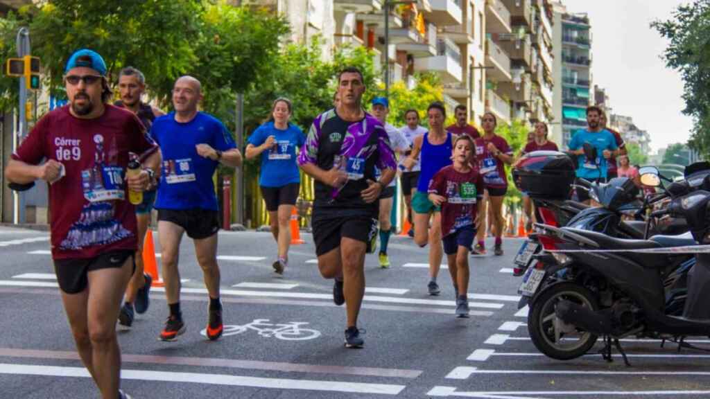 Corredores en la Cros de Sants