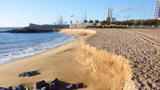 La playa del Coco de Badalona tras la borrasca Ciarán
