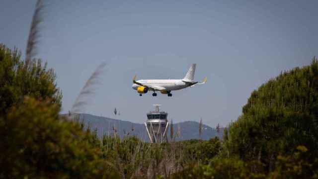 Un vuelo sobre el espacio protegido de La Ricarda en El Prat