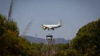 Un vuelo sobre el espacio protegido de La Ricarda en El Prat