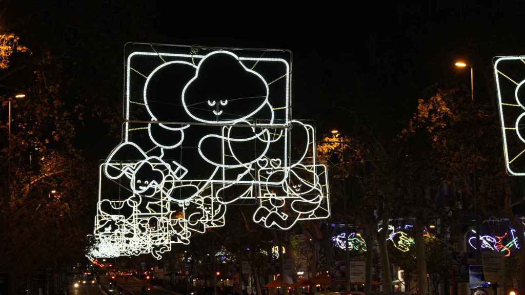 Imagen de las luces en el paseo de Sant Joan